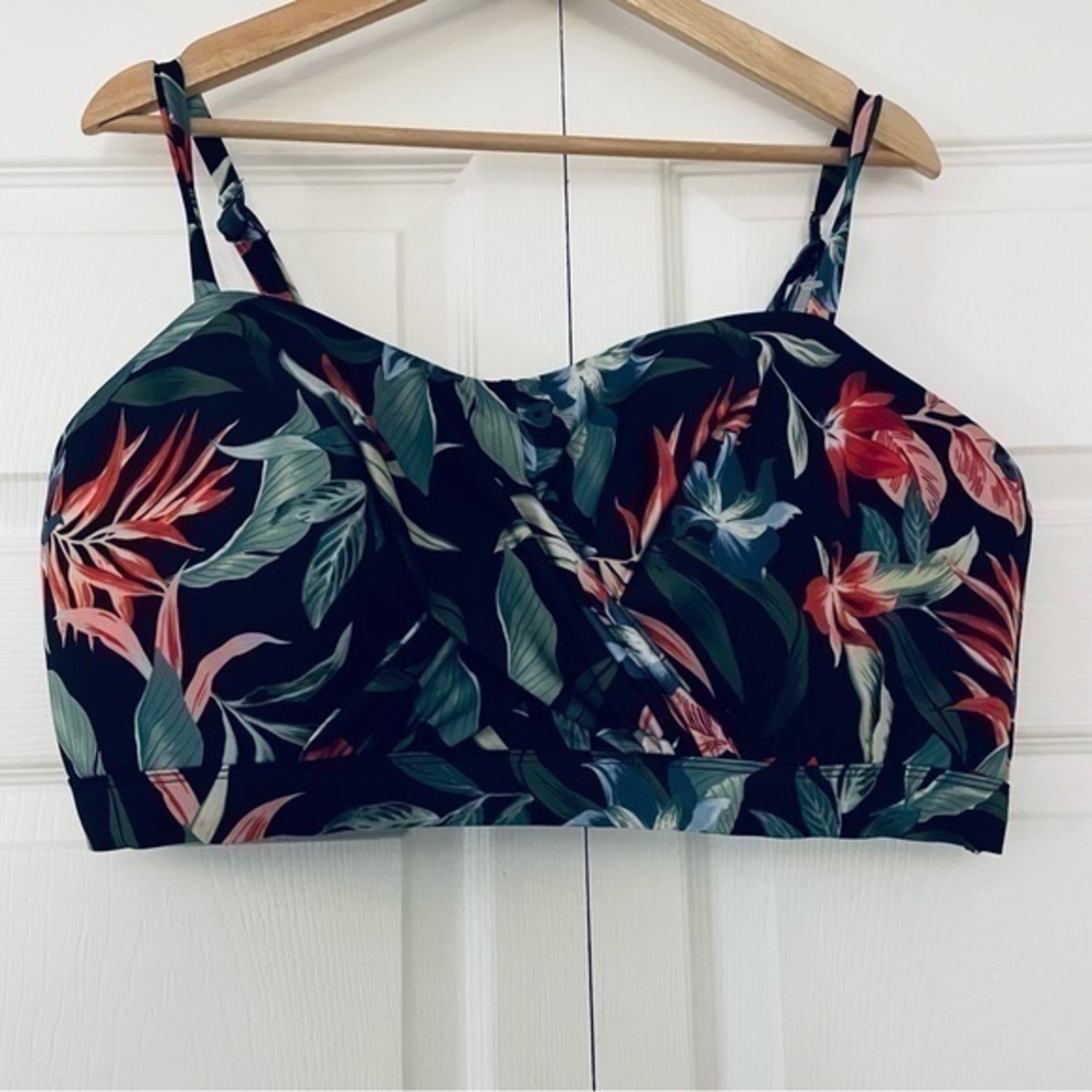 Lane Bryant NWOT tropical floral bikini top